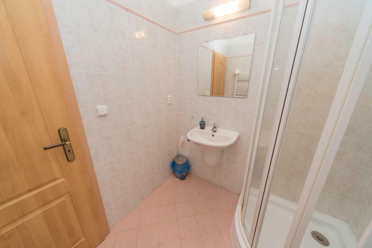 Pension U Kostela Cesky Brod Extérieur photo