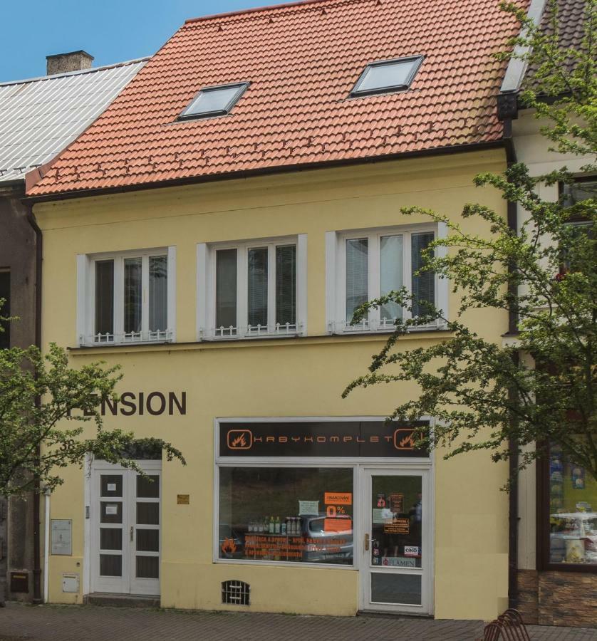 Pension U Kostela Cesky Brod Extérieur photo